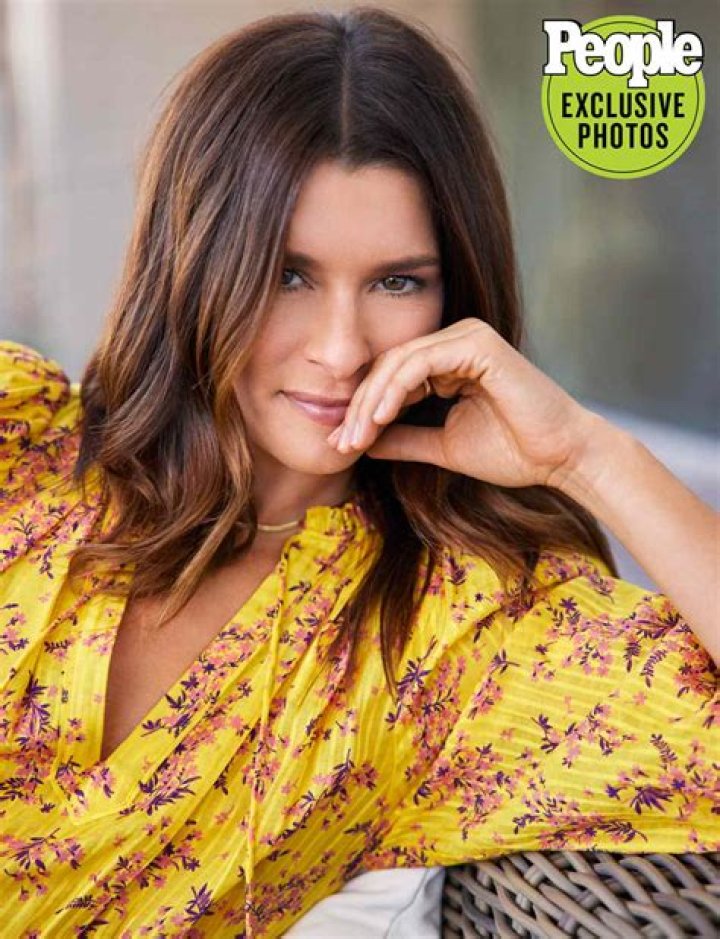 Danica Patrick Gets A Kiss From New BF Carter Comstock In Sweet Beach Selfie