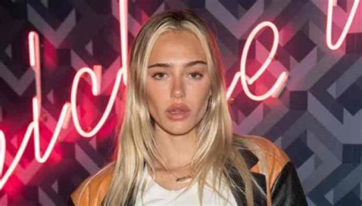 Delilah Belle Hamlin Dehydrated In Bikini, Lisa Rinna Says Drink Water – Hollywood Life