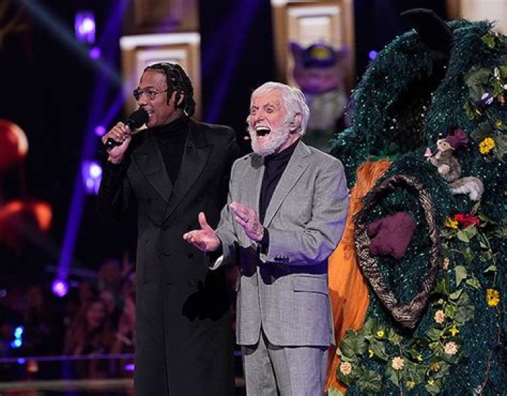 Dick Van Dyke Is The Gnome In ‘The Masked Singer’ Season 9 Premiere – Hollywood Life