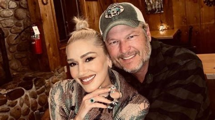 Did Blake Shelton & Gwen Stefani Get Married? See Cryptic Photo – Hollywood Life