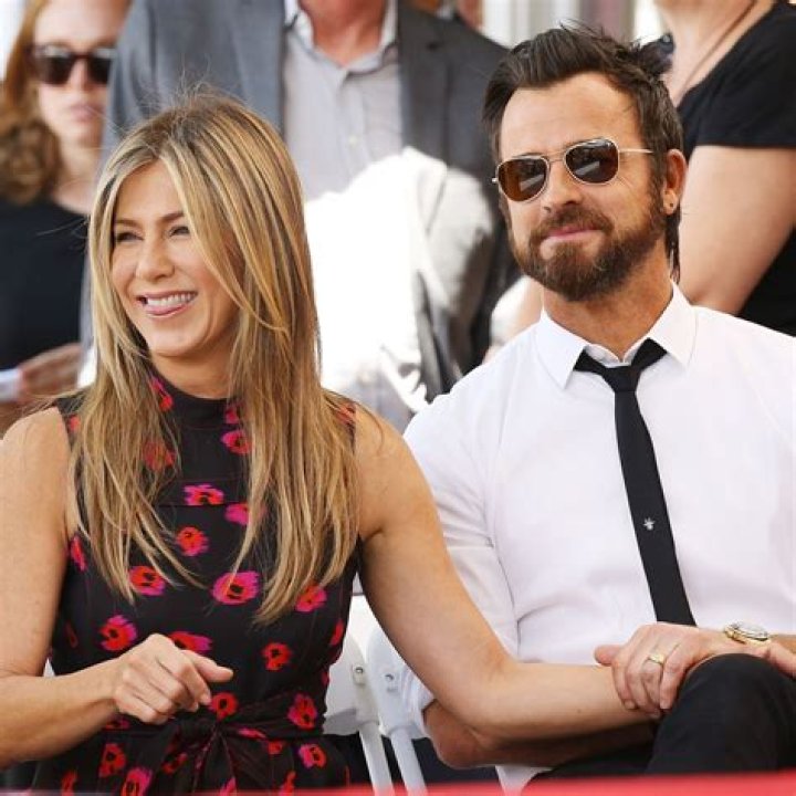 Did Jennifer Aniston & Justin Theroux Have A Farewell Vacation Before Split Like She Did With Brad?