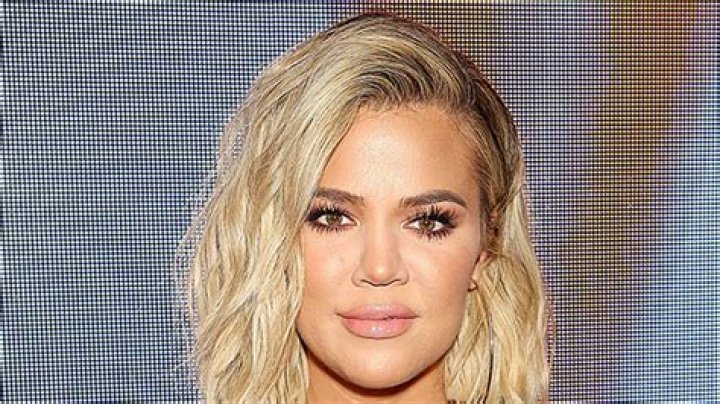 Did Khloe Kardashian Have Plastic Surgery? Doctors Say She ‘Had A Nose Job’ – Hollywood Life