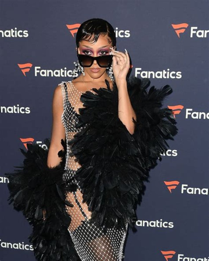 Doja Cat In Lingerie For Fanatics Super Bowl Party — Photos – Hollywood Life