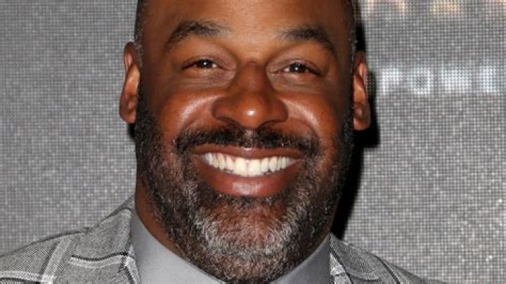 Donovan McNabb Celebrity Profile – Hollywood Life