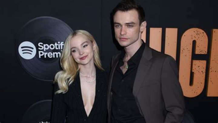 Dove Cameron & Thomas Doherty Split After 4 Years Together: Statement – Hollywood Life