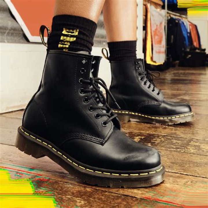 Dr. Marten’s Drop to the Lowest Price of The Year on Amazon (Up to 40% Off) – Hollywood Life
