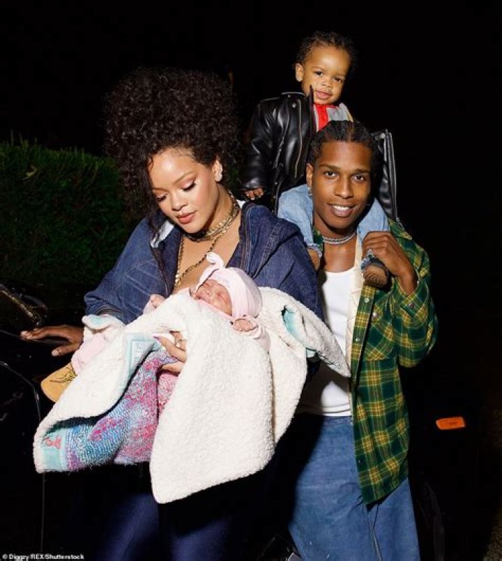 Drake Confesses He Wanted To Start A Family With Rihanna & Speaks About His Baby Son
