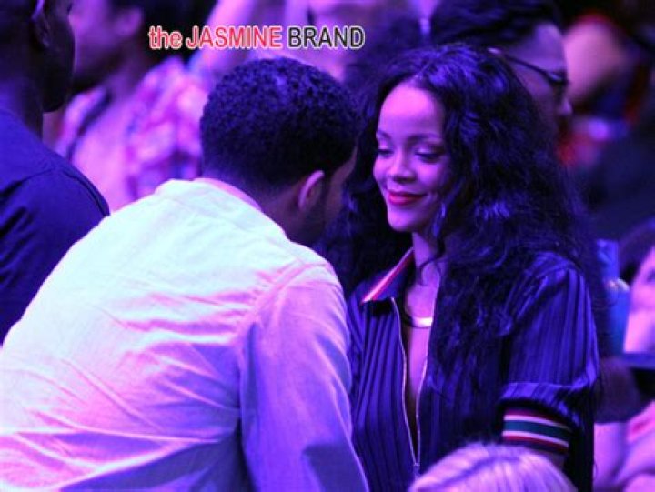 Drake & Rihanna: Their Sexiest PDA Moments Of All Time