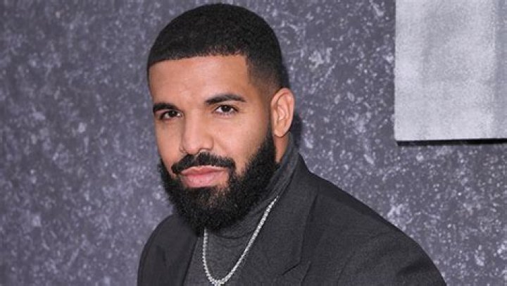 Drake Self Quarantines After Hanging Out With Kevin Durant Before He Tested Positive For Coronavirus