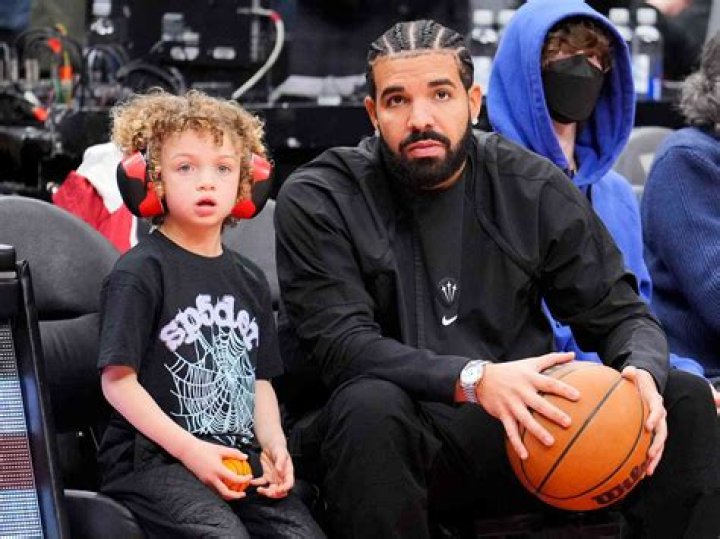 Drake Things Son Adonis Will Be Next LeBron James With Basketball Post – Hollywood Life