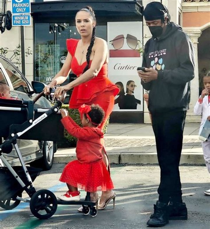 Eddie Murphy Reveals if He Has Parenting ‘Advice’ for Nick Cannon – Hollywood Life