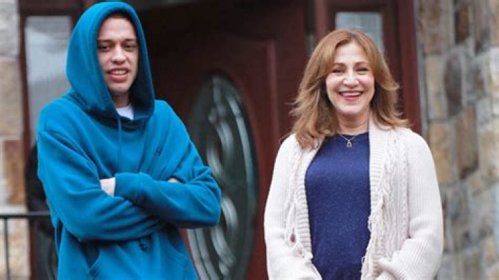 Edie Falco Calls Pete Davidson ‘Charming’ On ‘The View’ – Hollywood Life