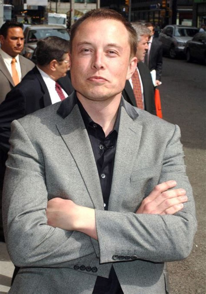 Elon Musk Through The Years: Photos – Hollywood Life