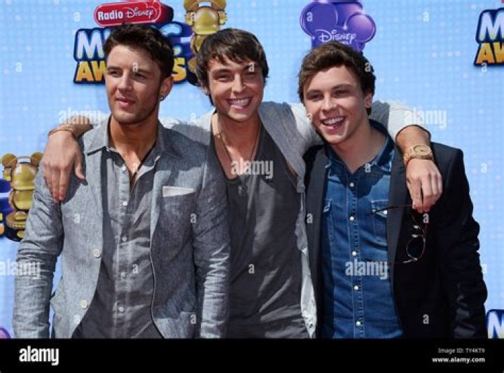 Emblem3’s Wesley Stromberg & Drew Chadwick Feud On Twitter Over Band’s Breakup