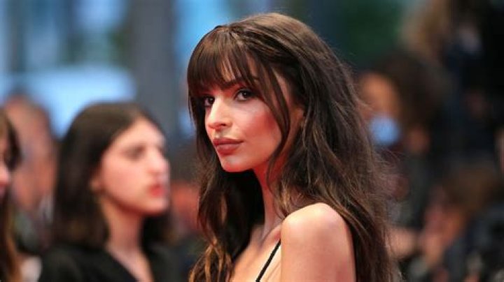 Emily Ratajkowski Debuts Hair Makeover In Quarantine: She Reveals New Look After Cutting Hair Herself
