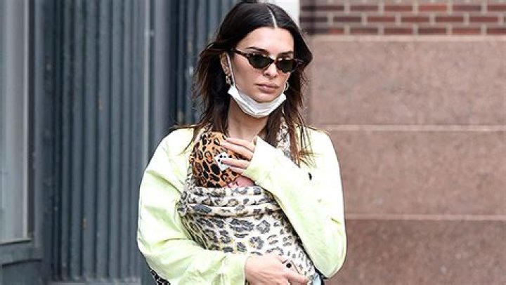 Emily Ratajkowski Shares 1st Face Photo Of 6-Month-Old Son Sylvester – Hollywood Life