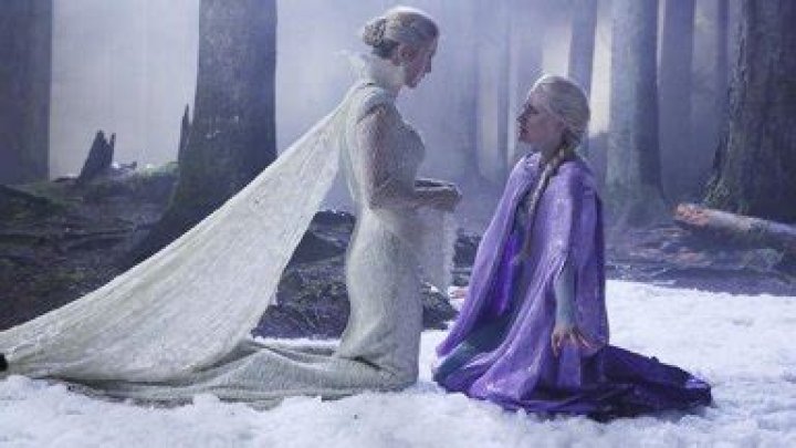 Emma & Snow Queen’s Past Together — Season 4 Recap – Hollywood Life