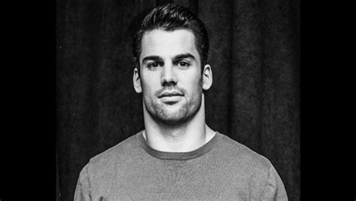 Eric Decker Celebrity Profile – Hollywood Life