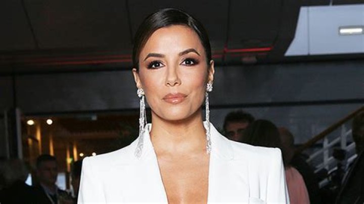 Eva Longoria’s White Swimsuit On Vacation In Mexico – Pic – Hollywood Life