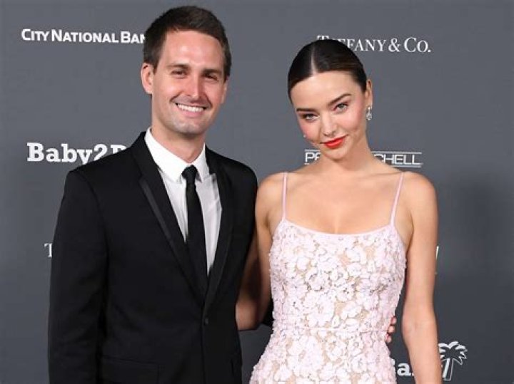 Evan Spiegel: 5 Things To Know About Miranda Kerr’s Fiancé & Snapchat’s Co-Founder