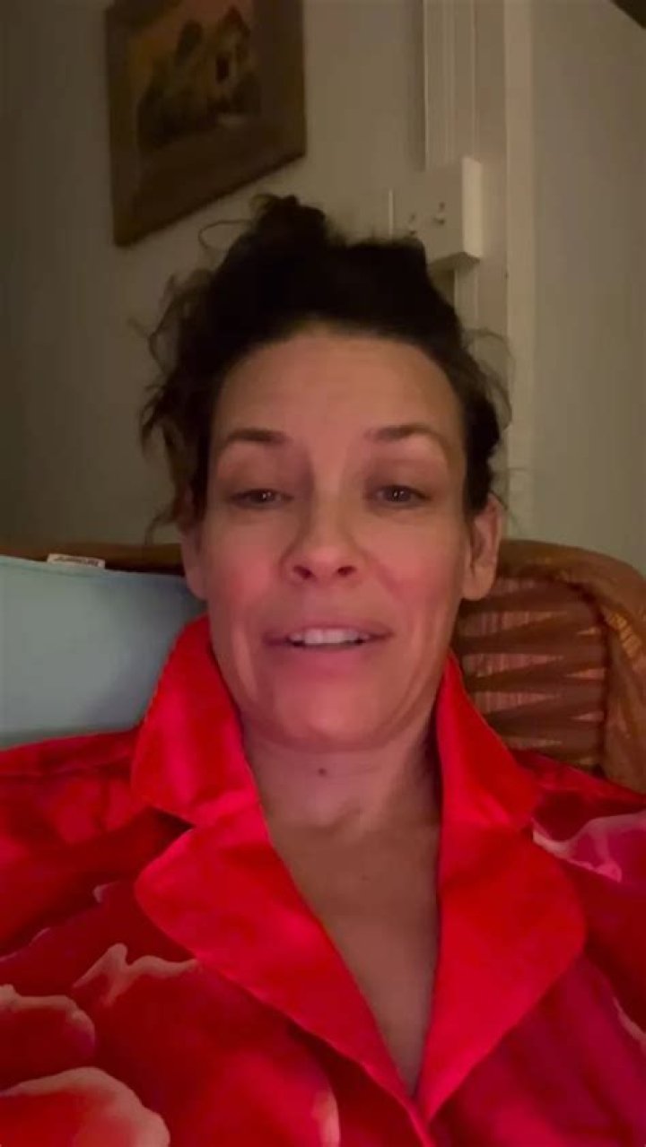 Evangeline Lilly Told Off After Refusing To Self Quarantine Though Father Has Cancer