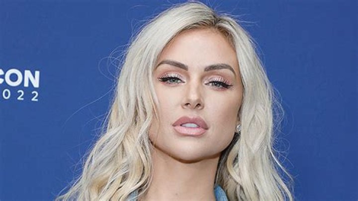 Exclusive Details – Hollywood Life