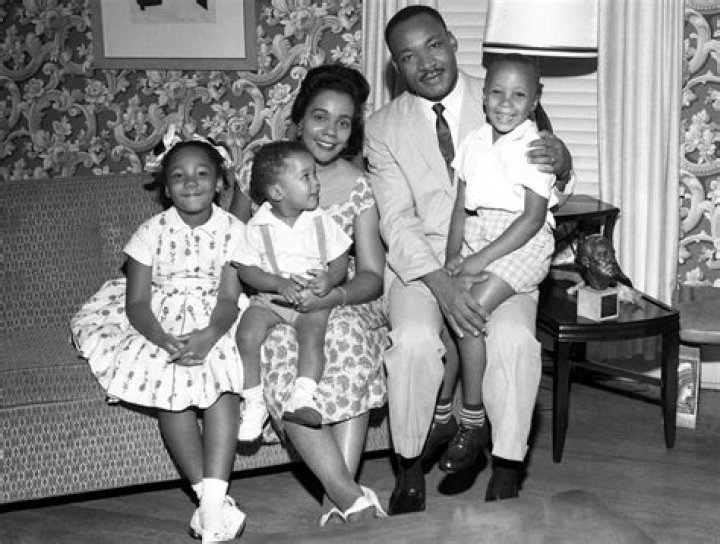 Facts About His 4 Children – Hollywood Life