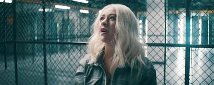 ‘Fall In Line’ Music Video — Pics