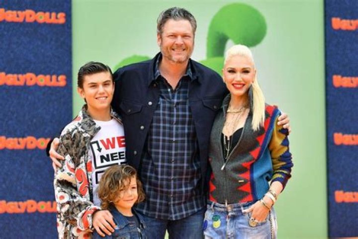 Fans Think Gwen Stefani’s Ex Gavin Rossdale Took Swipe At Blake Shelton During Las Vegas Show