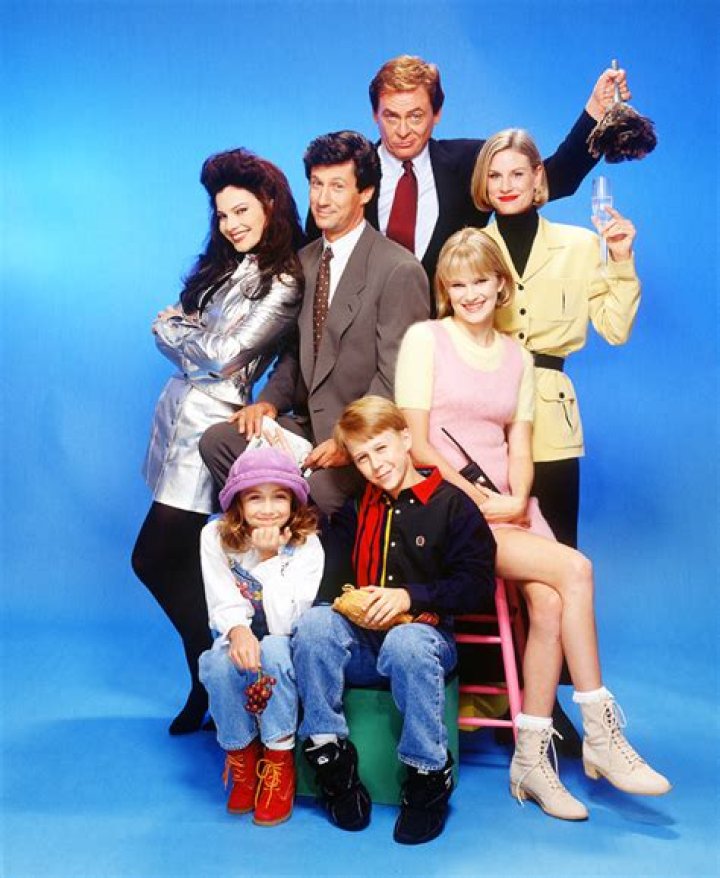 Fran Drescher On ‘The Nanny’, Barbra Streisand, & More: Interview – Hollywood Life