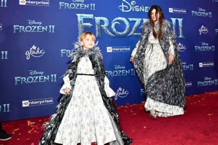 ‘Frozen 2’ World Premiere In Los Angeles — Pics