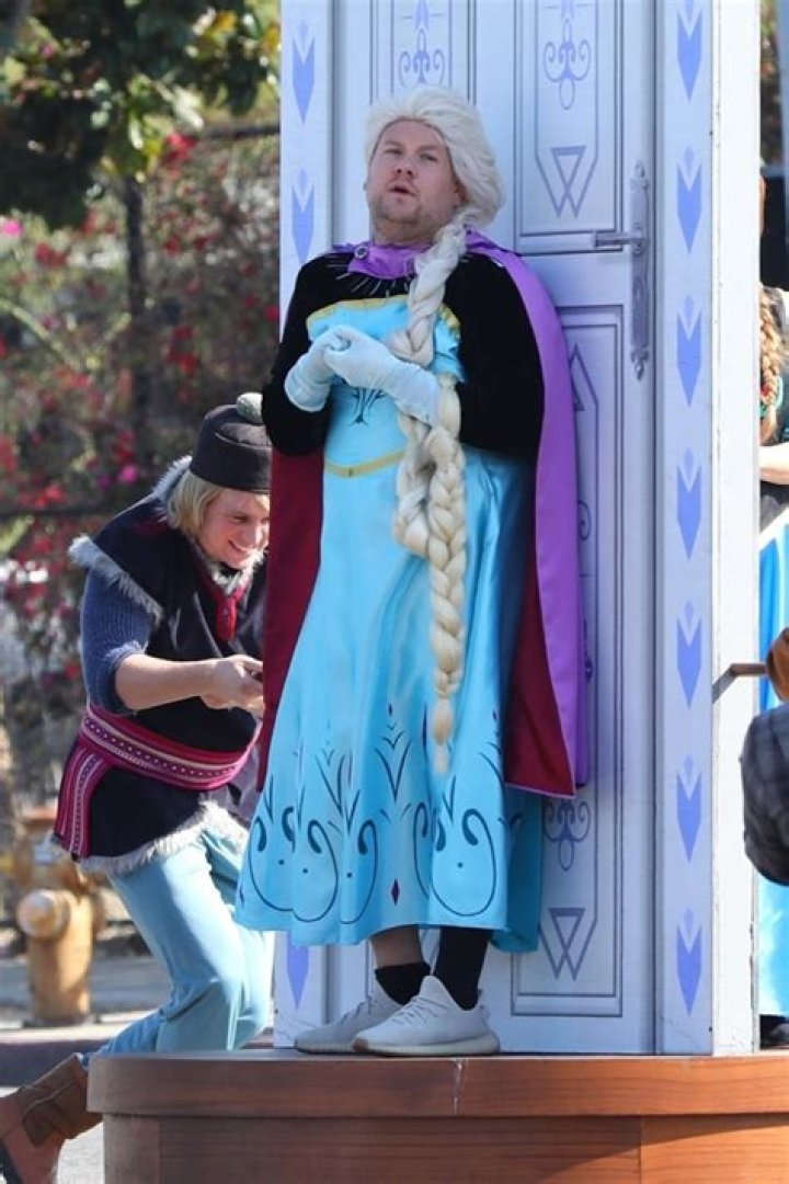Frozen Cast Dress As Characters For James Corden Skit: Pics – Hollywood Life