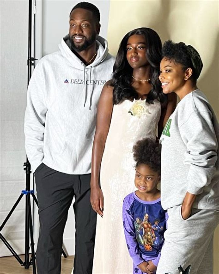 Gabrielle Union & Dwyane Wade’s Baby Kaviaa Cries When Her Daddy Tries To Eat In Adorable Video – Watch