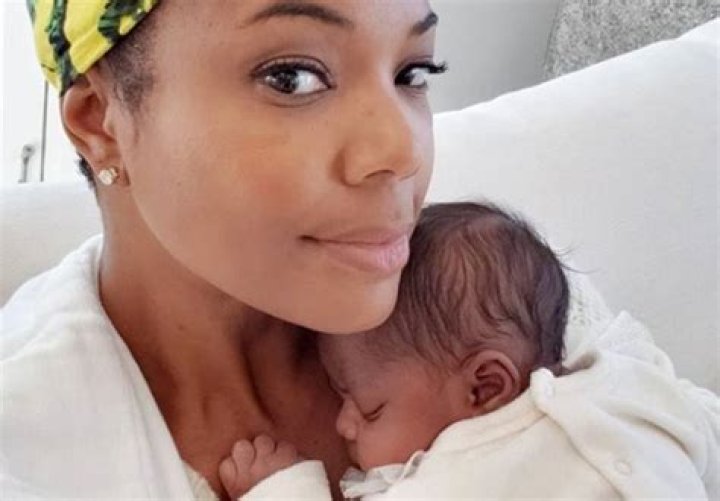 Gabrielle Union Kissing Daughter On Lips In Video & Gets Mom-Shamed – Hollywood Life