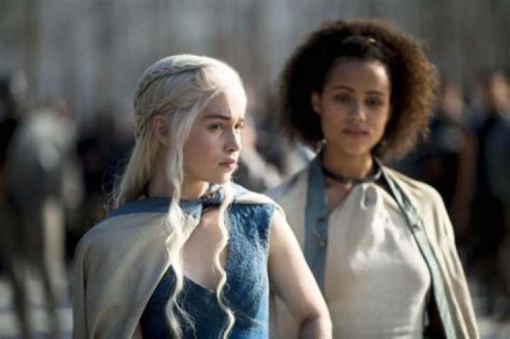 ‘Game Of Thrones’ Recap — Daenerys In Meereen – Hollywood Life