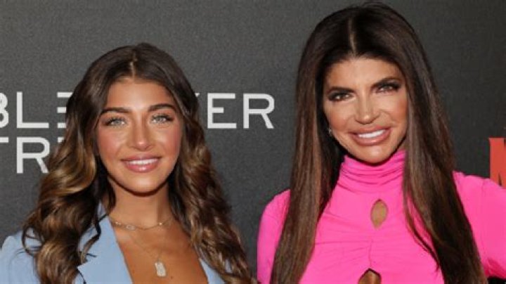 Gia Giudice Rocks Bustier Crop Top In New Photo With Mom Teresa & Lookalike Sisters