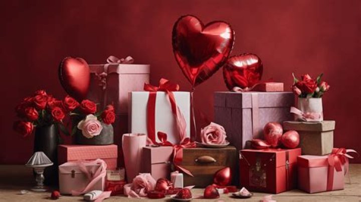 Gifts For Her: Valentine’s Day Presents Sure To Please