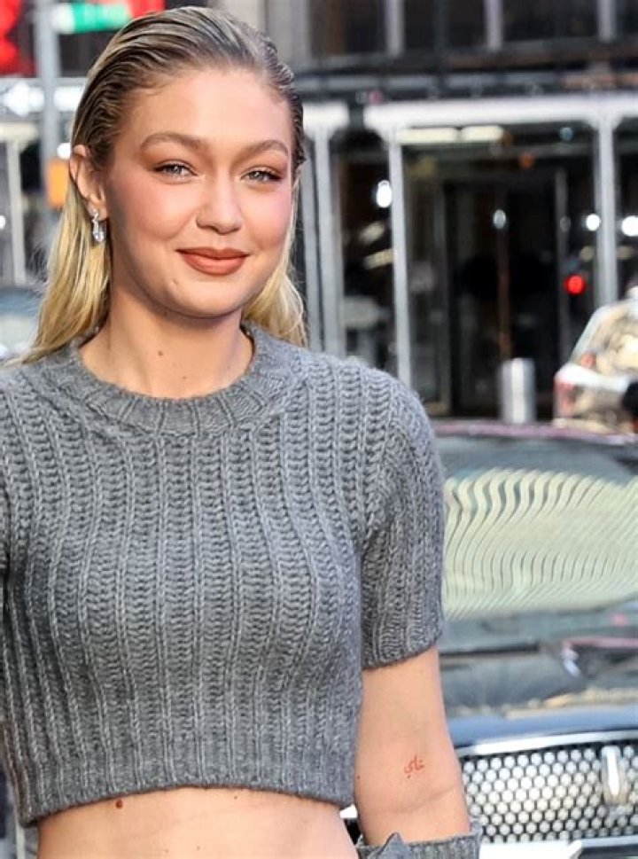 Gigi Hadid Debuts Giant Dragon Tattoo In Bikini: Photos – Hollywood Life