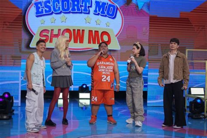 ‘Gimme Mo’ — Show Photos