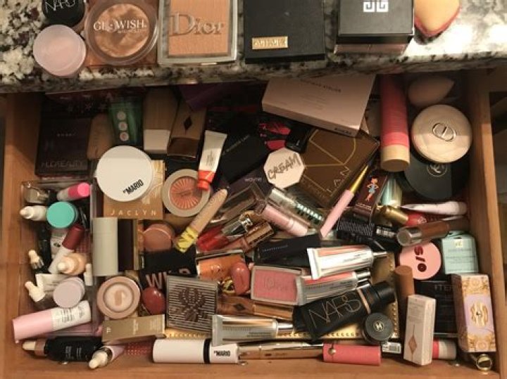 Give Your Cluttered Makeup Drawer A Much-Deserved Revamp