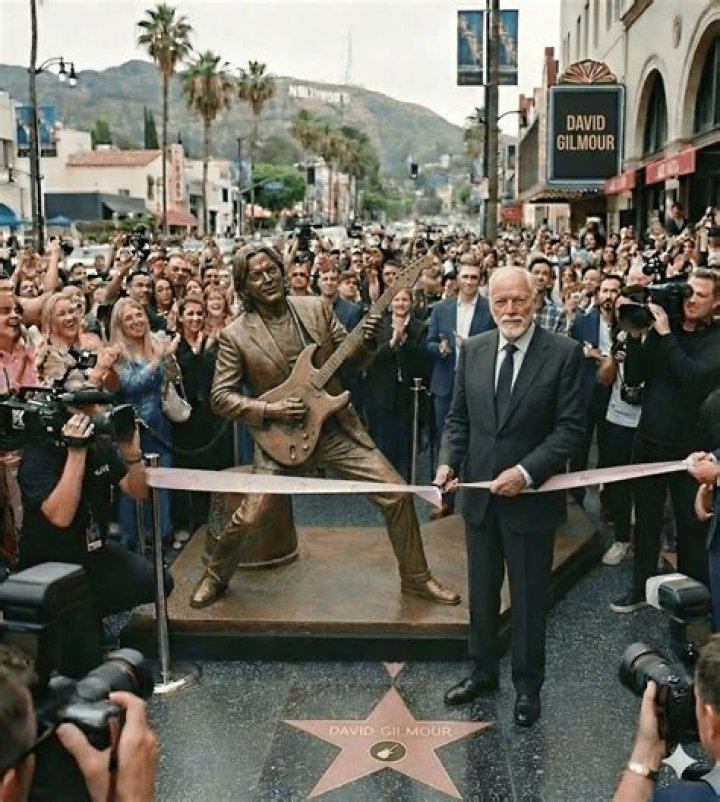 Going For Bronze – Hollywood Life