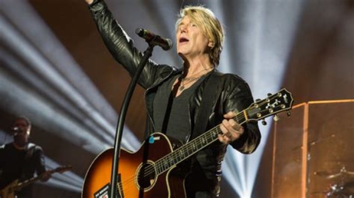 Goo Goo Dolls Frontman Welcomes Daughter – Hollywood Life