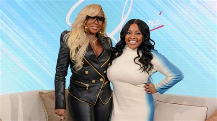 Grammy Winner Mervyn Warren On Working With The Whitney Houston & Mary J. Blige Doc