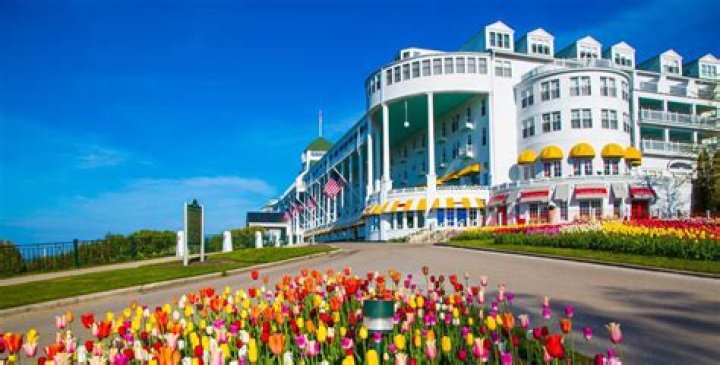 ‘Grand Hotel’ — Photos