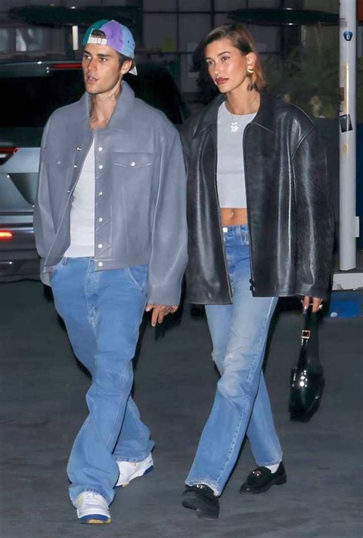 Hailey Baldwin & Justin Bieber Leave Dance Studio: Pics – Hollywood Life