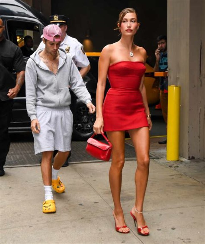 Hailey Bieber ‘Determined’ To Support Justin Amid Health Crisis: They’re ‘Getting Through This’