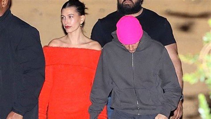 Hailey Bieber Dons Mini To Dinner With Justin Bieber & Kendall Jenner – Hollywood Life