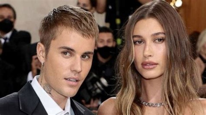 Hailey Bieber Talks Justin’s Ramsay Hunt Syndrome On ‘GMA’ – Hollywood Life