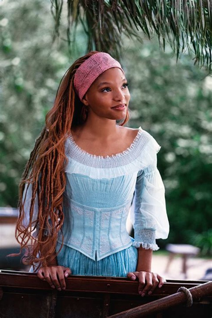 Halle Bailey Rules The Sea In Live-Action – Hollywood Life