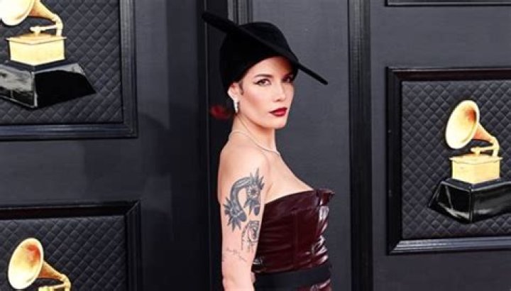 Halsey Celebrity Profile – Hollywood Life